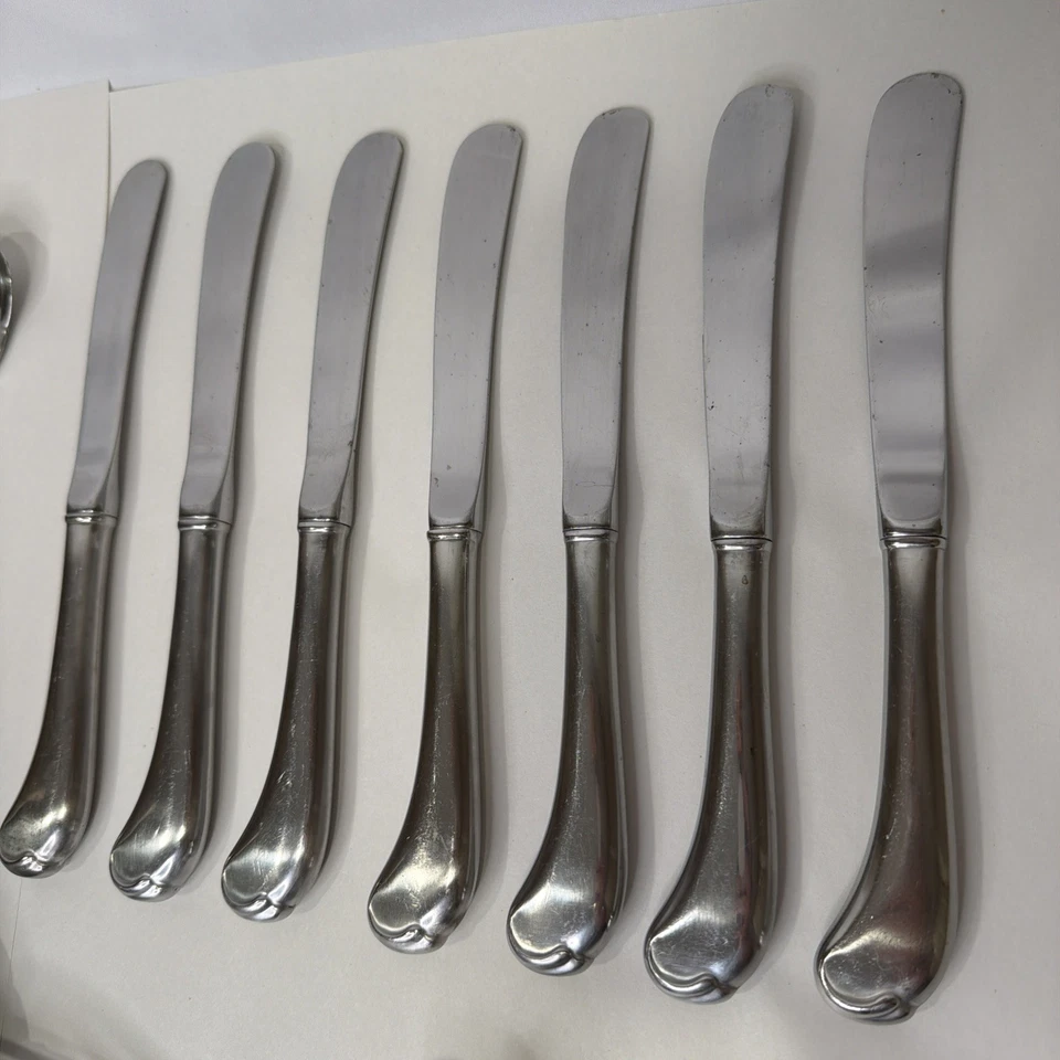 Oneida Cube Stainless American Colonial Flatware Set of 47 Knifes Spoons Forks - Image 4 of 4