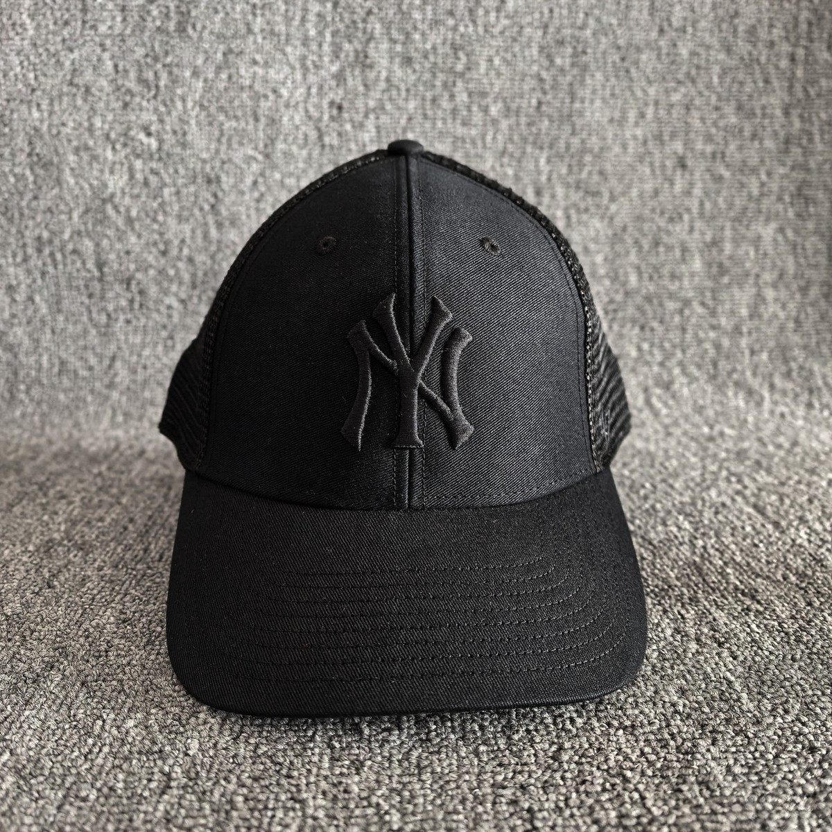 '47 Brand New York Yankees Black Trucker Cap Snapback Curved Brim
