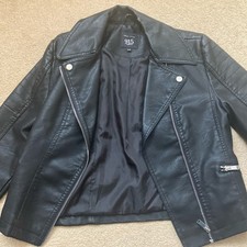 Girls new look Leather Look Black Zip Up Jacket Pockets Age 12-13 Years