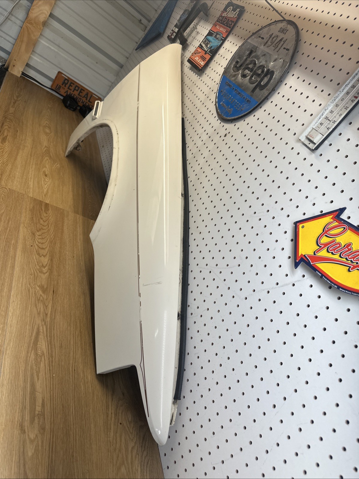 1989–1991 Chrysler Maserati Front Right Fender Assembly OEM White