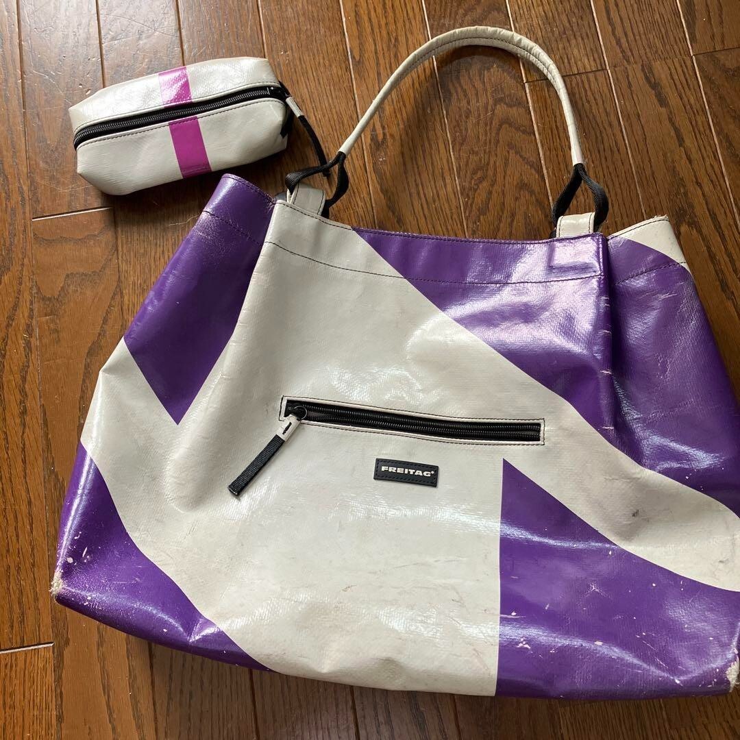 FREITAG PEGGY 2WAY Hand Tote Shoulder Bag WHITE × PURPLE FREITAG PEGGY 2WAY Hand Tote Shoulder Bag WHITE × PURPLE