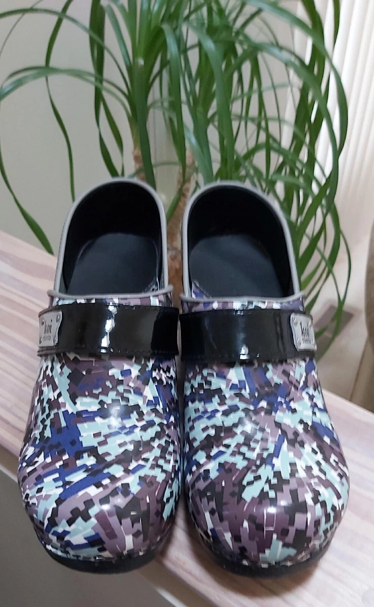 Koi cheap nurse shoes