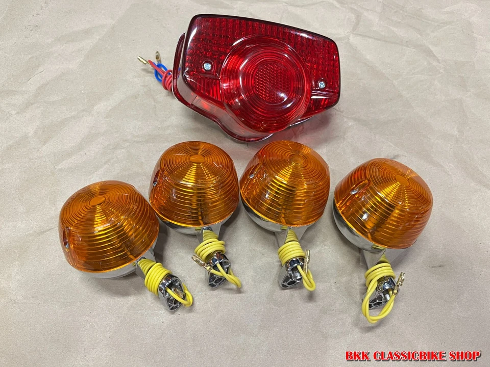 Задний фонарь поворотник Honda CB100 CL100 CB125S CB125 S90 CL90 CS90 (металлический корпус) - Изображение 2 из 4