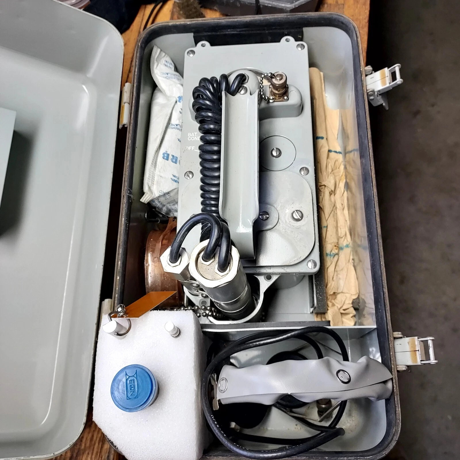 Radiac AN / PDR-27ポータブルガイガーカウンター - 画像2/4