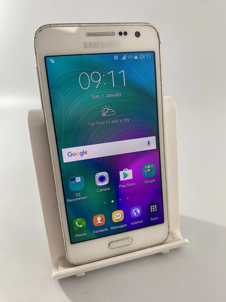 Samsung Galaxy A3 (2015) · 16GB, photo 3 of 5