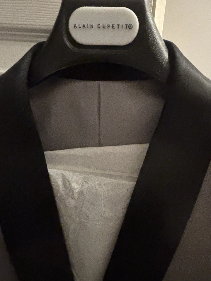 Chaqueta y pantalón esmoquin gris claro ALAIN DUPETIT para hombre 42L/36W Foto 3 de 4