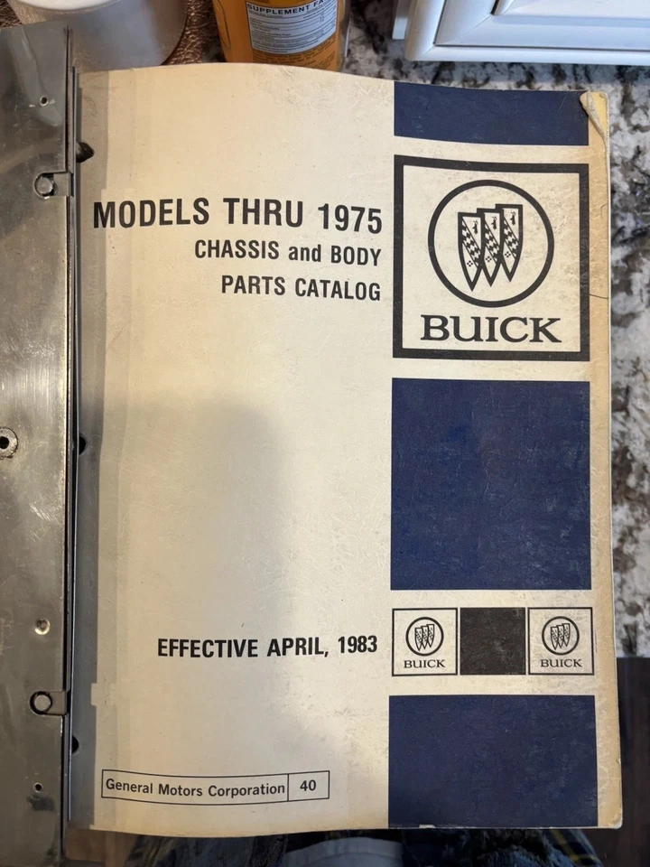 Modelos manuales de piezas Buick Illustrated Thru 1975 - usados 1970 1972 GS GS350 GS455 Foto 3 de 4