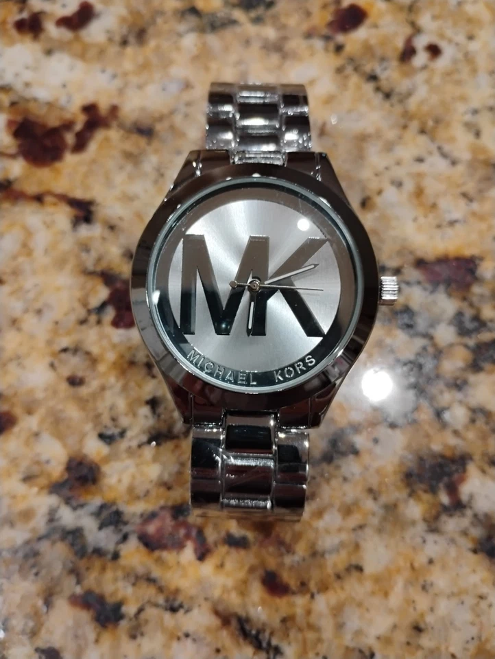 Michael Kors Silver Stainless Steel Watch - Image 2 of 3