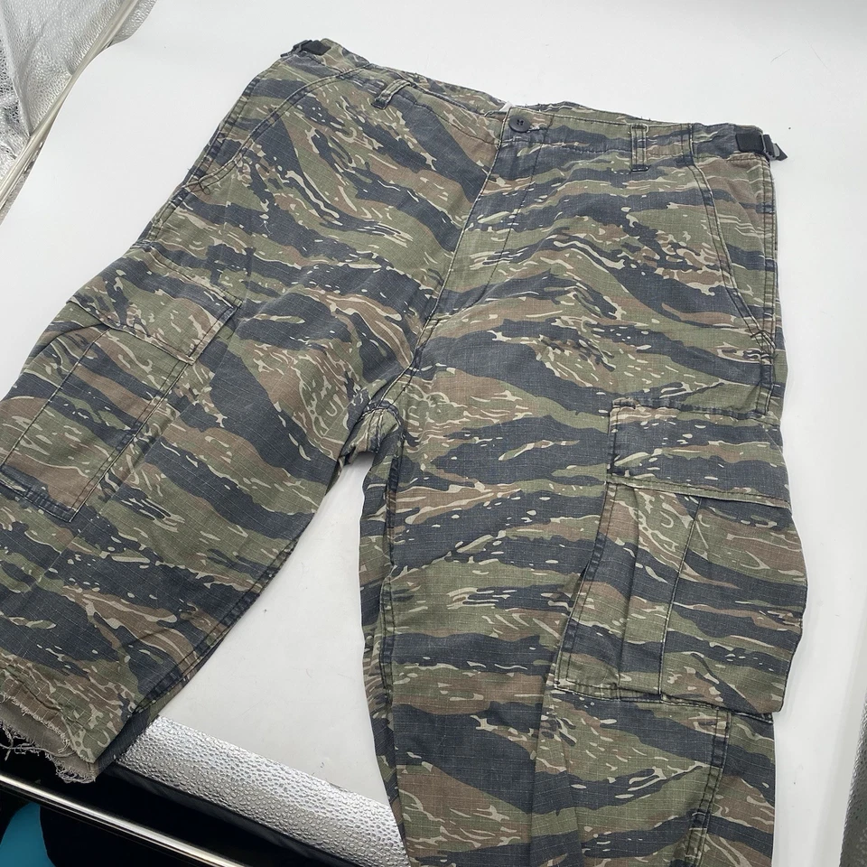 Rothco Shorts Mens Medium Green Tiger Stripe Camo Cargo Military Vietnam BDU - Image 2 of 4