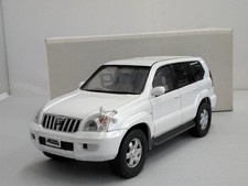 TOYOTA 1/24 color sample Land Cruiser Prado Minicar
