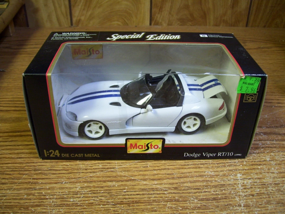 Maisto Dodge Viper RT/10 Contemporary Manufacture Diecast Cars