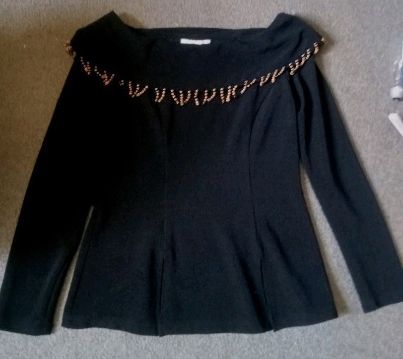 Unique Nicole Studio Black With Beads At Bottom Colar Pullover Top Blouse Sz.10