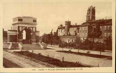 81 - CPA - Albi - Platz Général Sybille