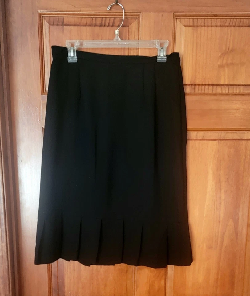 Traje de mujer Perceptions 3 piezas chaqueta negra falda/rojo  Foto 4 de 4