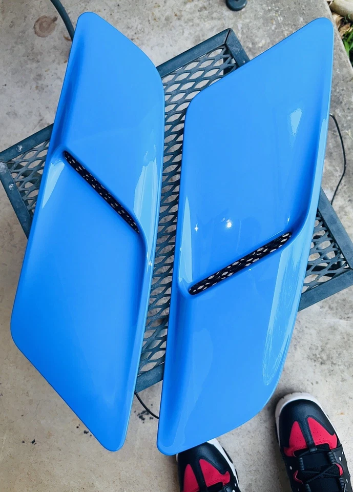 Вентиляционные отверстия для капота Ford Mustang GT 2015-2017 годов выпуска пара для правшей и левых захватов синие - Изображение 3 из 3