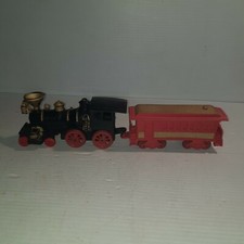 Vintage Auburn Toy Rubber Train Engine Western No. 922  Western Express Caboose