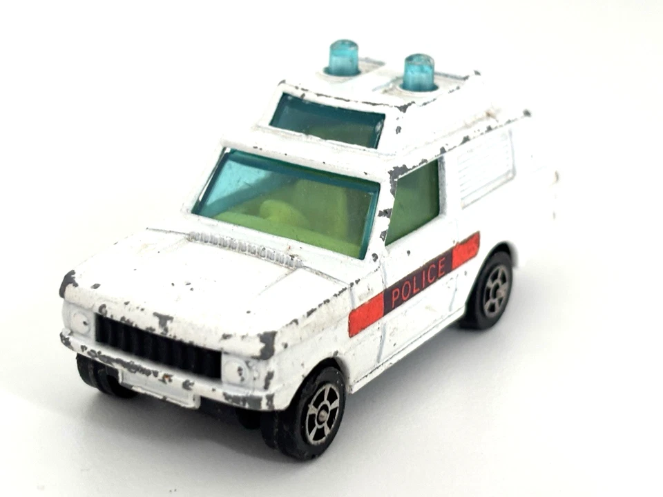 1980 Corgi Juniors Land Rover Range Rover No. 9 Police 1.64 diecast A2 - Image 4 of 4