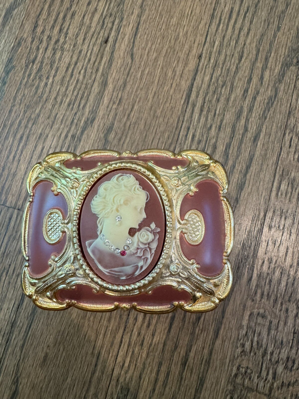 Picture 2 of 8