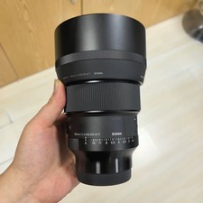 Sigma 85mm F1.4 DG DN / Art Telephoto Lens - Sony E-Mount - 95% New