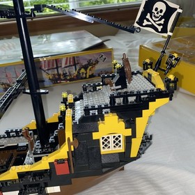 LEGO 6285 Black Seas Barracuda (1989) &ndash; Complete with Original Box & Instruction