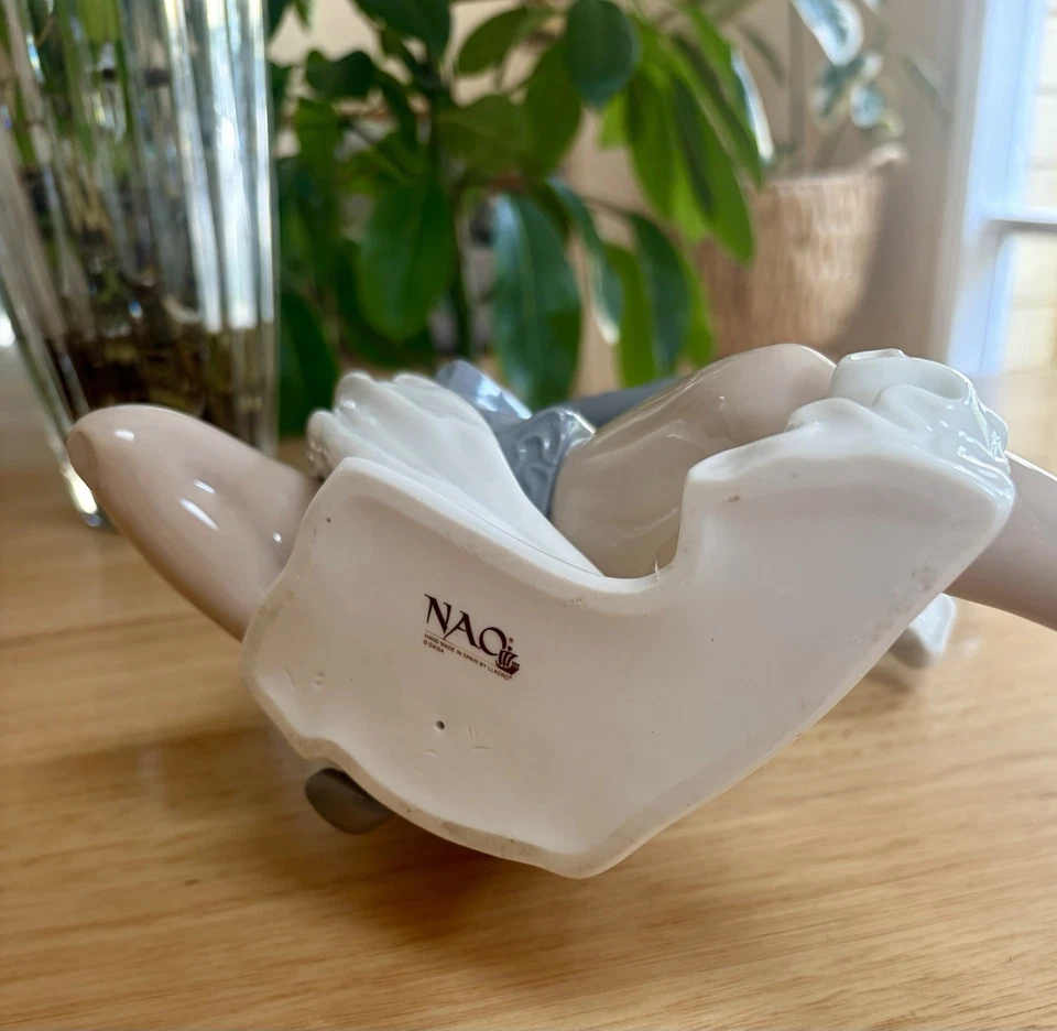 Vintage NAO by Lladro "Dancer With Veil" Ballerina Figurine - image 4 of 4