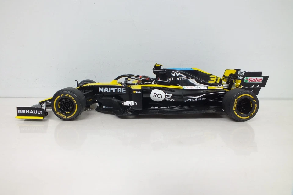 Renault F1 R.S.20 Esteban Ocon 2020 Solido 1:18 Die Cast - Image 2 of 4