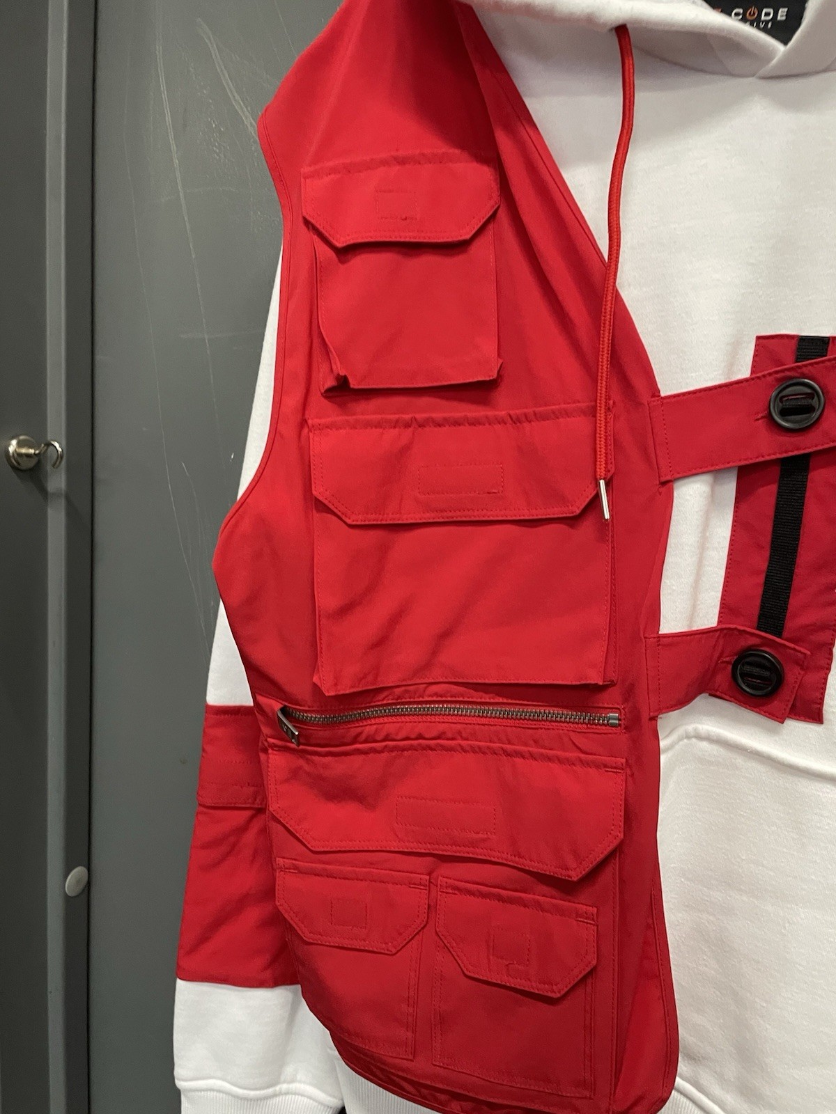 Life Code Progressive White & Red Utility Vest Ho… - image 6