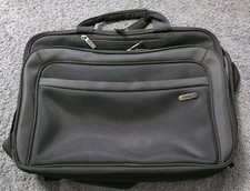 Solo czarna teczka na laptopa styl torba podróżna z paskiem na ramię i uchwytami