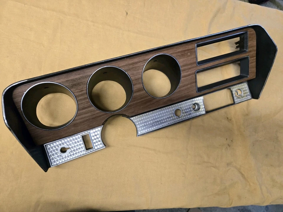 Pontiac GTO Lemans Tempest T37 1970 a 1972 tablero bisel panel de instrumentos Foto 4 de 4