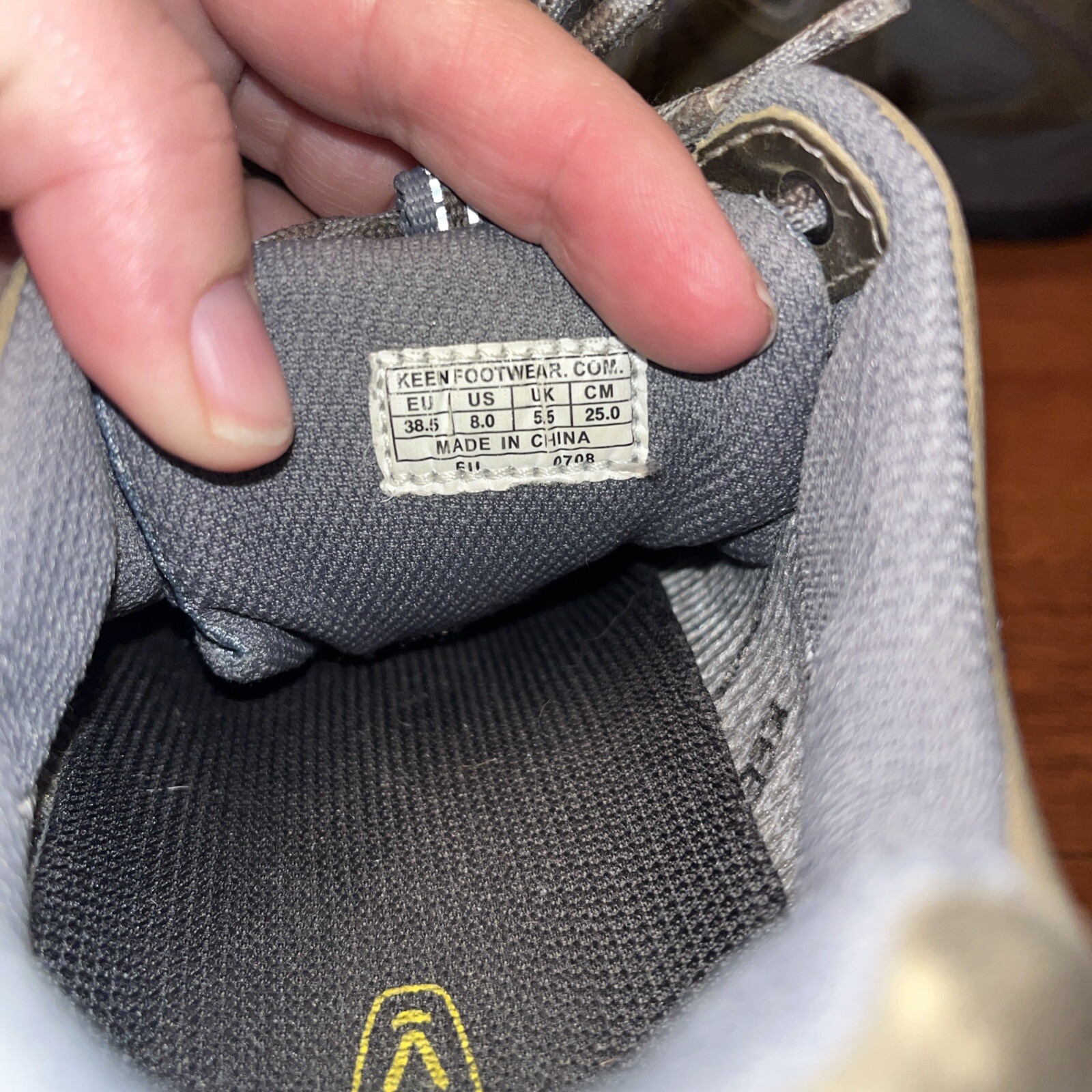 Scarpe da ginnastica Keen Dry in pelle da trekking US 8