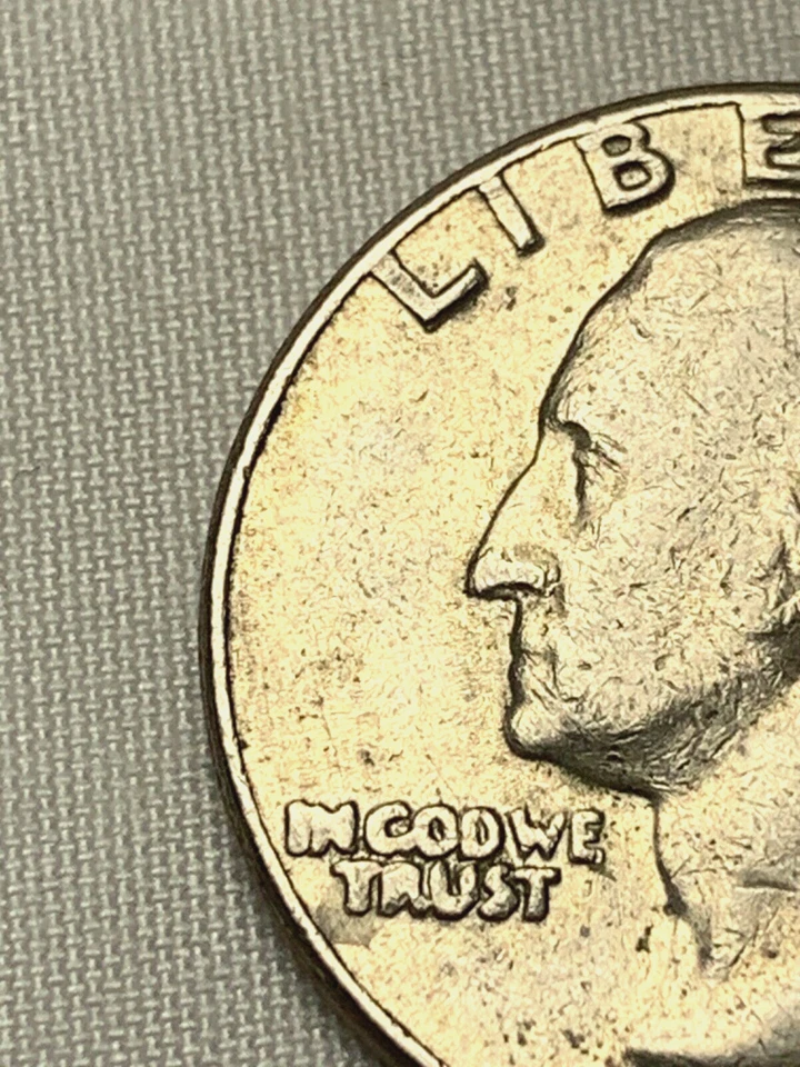 Rare Sharp 1982-D error Quarter DD Heavy (In God We Trust) and Filled Mint Mark - Image 3 of 4
