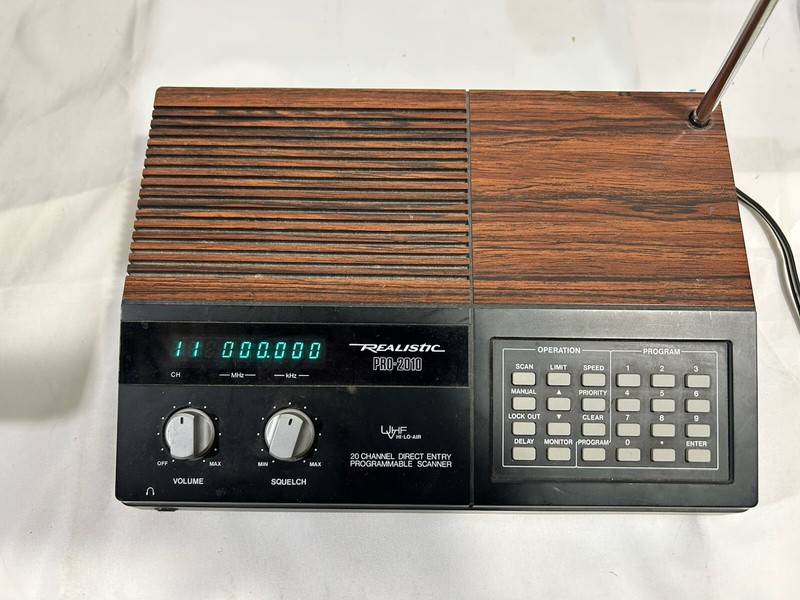 Realistic PRO-2010 20 Channel Direct Entry Programmable Scanner# 20-114 - Tested