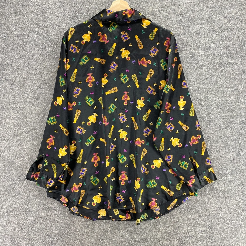 Camisa de dormir Cacique para mujer 18/20 Plus negra con estampado de perfume con cuello abotonado Foto 2 de 4