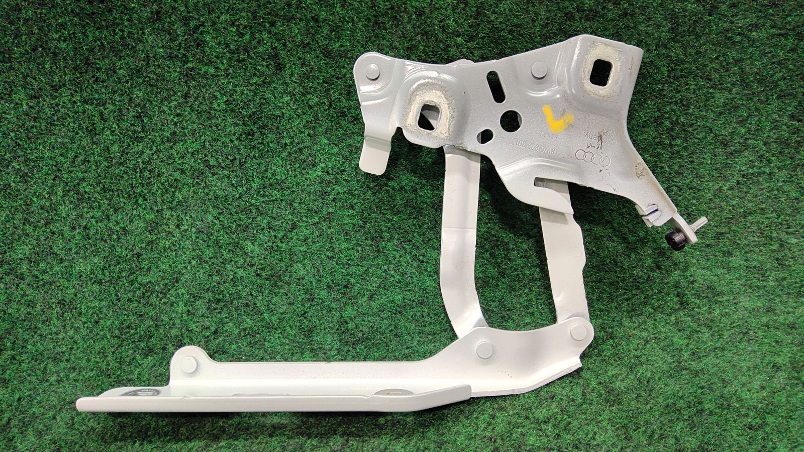 2021-2025 Audi A4 Front Left Hood Hinge Glacier White Metal 2y2y Oem 8w0823301d