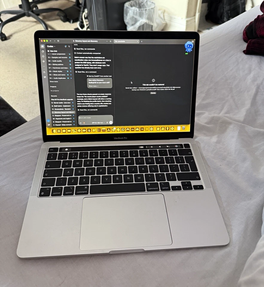 Apple MacBook Pro 13" M2 · 8GB · 512GB, photo 1 of 5