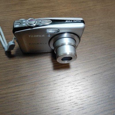 FUJIFILM FinePix F50fd Compact Digital Camera Tested Working