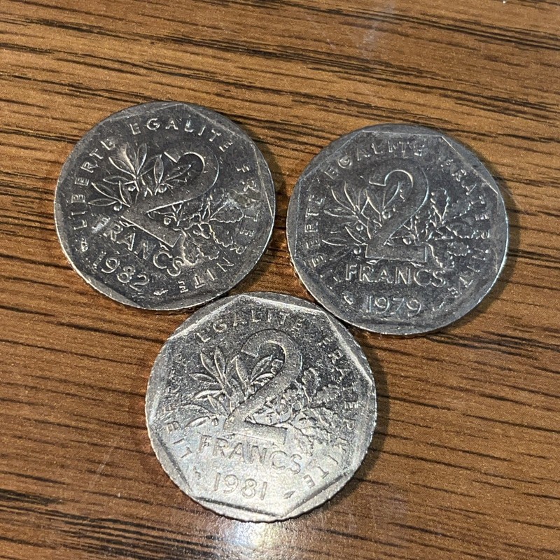 3-FRANCE 2 FRANC COINS 1979 1981 1982 UNCIRCULATED-