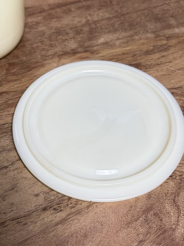Vintage McKee Ivory Custard Glass Vaseline Glows Sugar Canister Jar With Lid - Picture 6 of 12