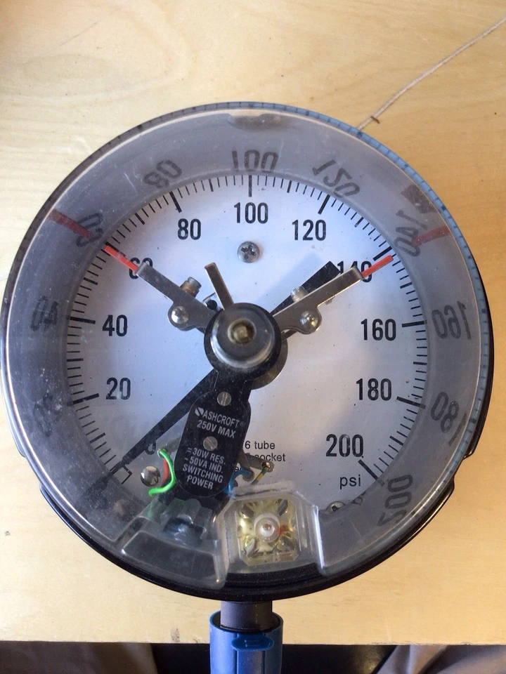 NUEVO/Caja abierta - ASHCROFT DURAGAUGE 45-1279-SS-04L-2000# MANÓMETRO Foto 4 de 4