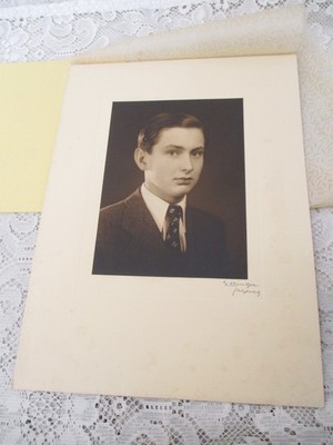 5.4.1937 signiert : ELLINGER Salzburg : Großfoto JUNGER MANN  Echtfoto