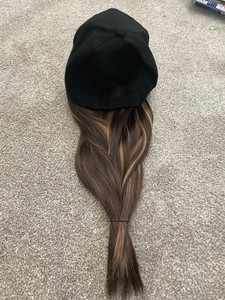 WOMENS EXTENSIONS WITH CAP NWOT 12 IN STYLE IT