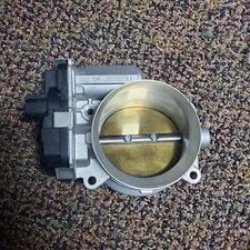 Throttle Body For Chevrolet Silverado 1500 GMC Suburban Avalanche 4.8L 5.3L 6.0L