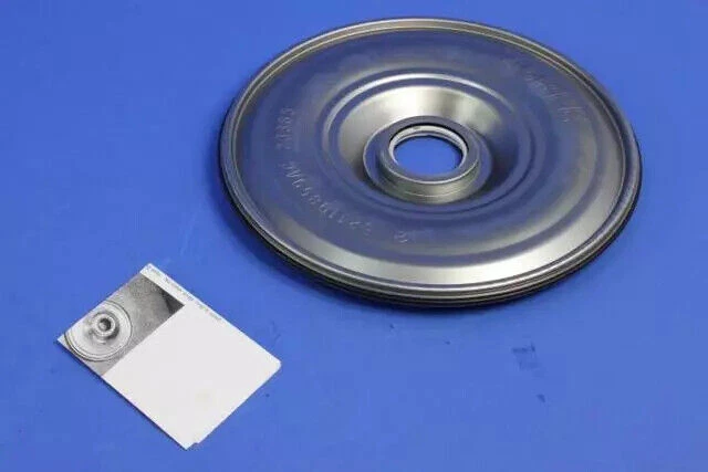 Cubierta genuina de la bomba de aceite de transmisión Jeep Commander Mopar 2007-2018 68009859AC Foto 2 de 4