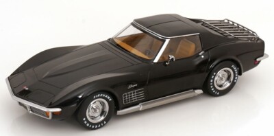 1/18ミニカー　CHEVROLET CORVETTE C3 1/18 Norev 1969 Chevrolet Corvette C3 (Silver Metallic) Diecast