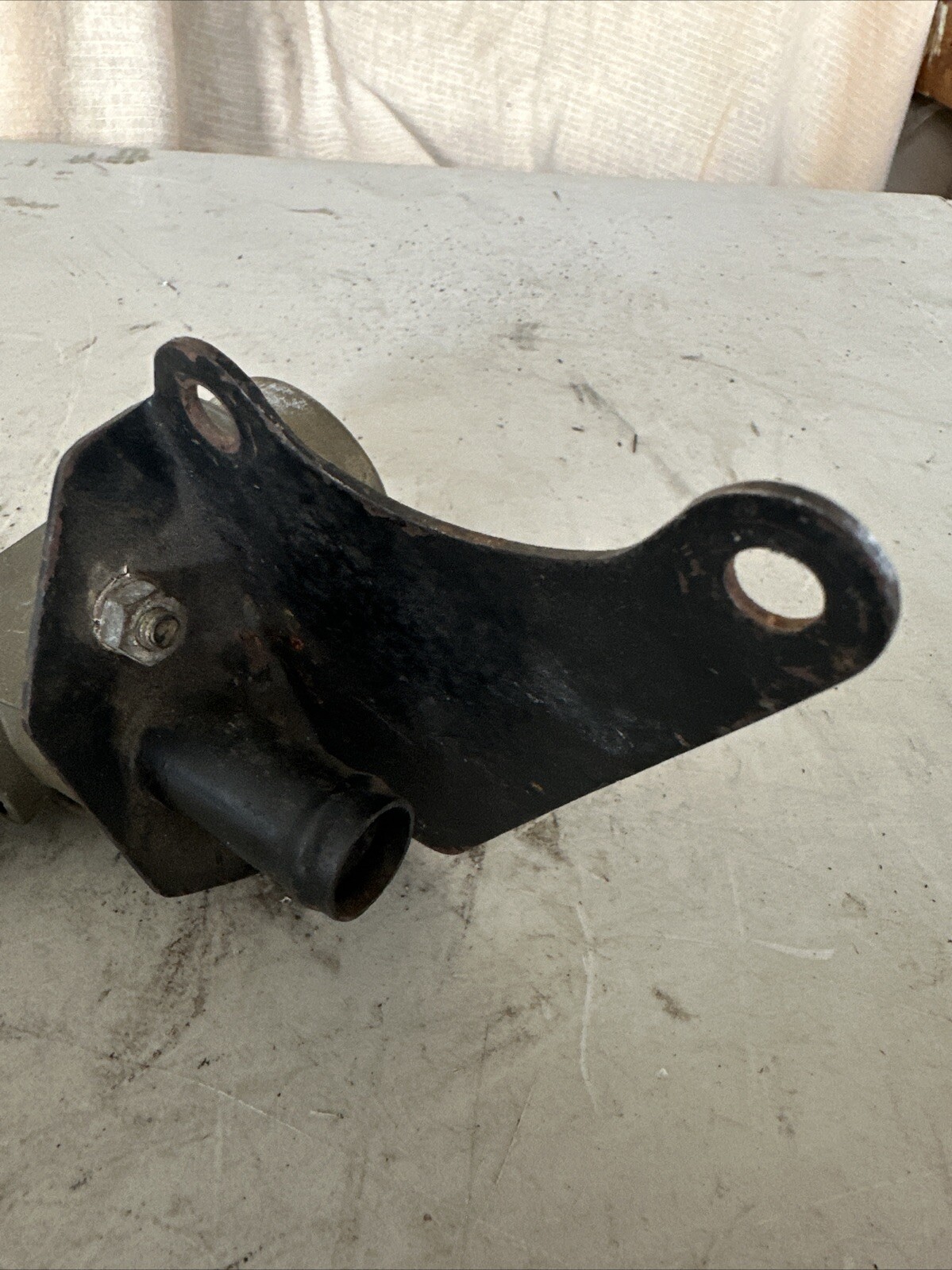 Ferrari 208 308 Mondial 2.9L V8 Engine Smog Pump Diverter Valve OEM GM 7030761