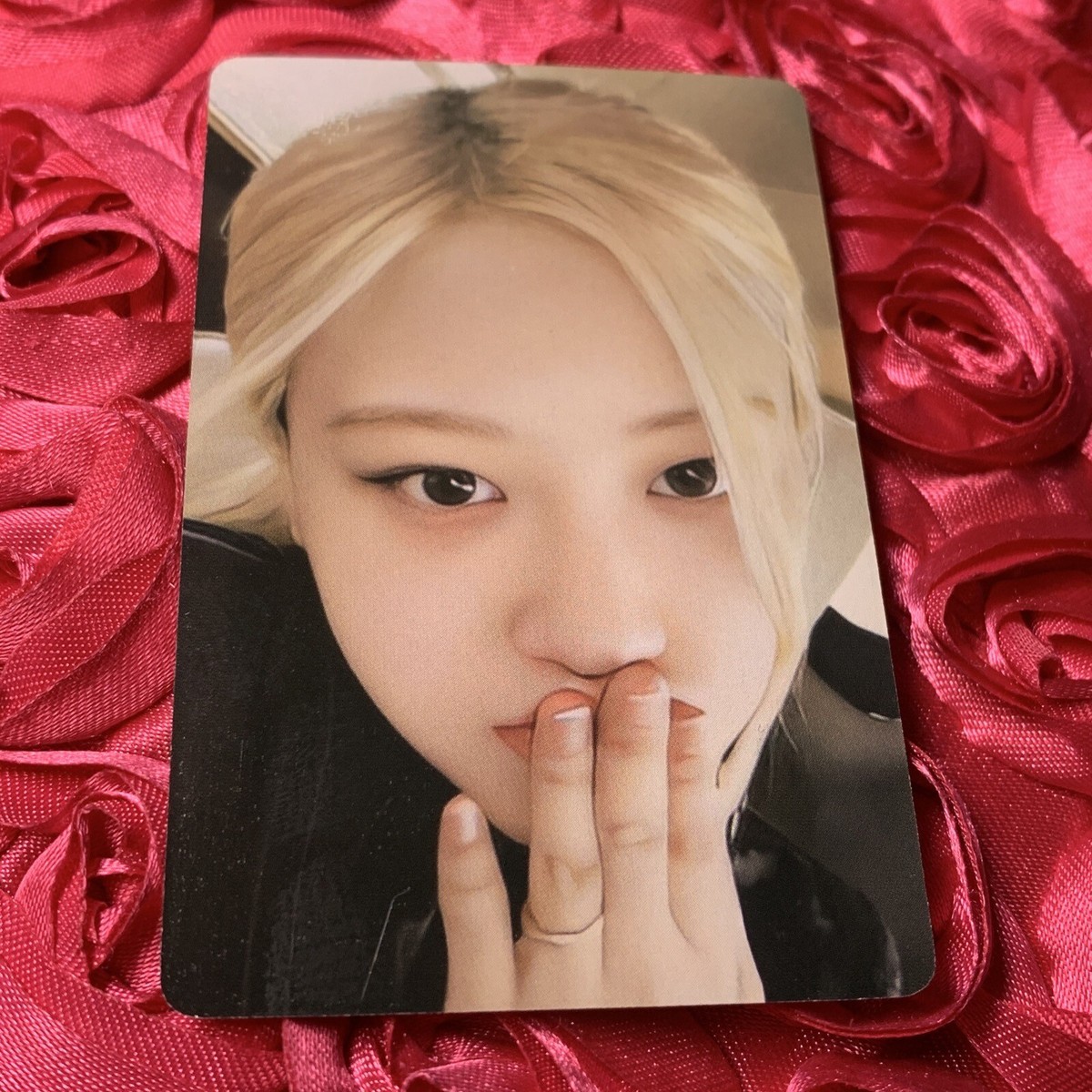 Rose Blackpink Born Pink Shutdown Edition Photocard, Fan Art