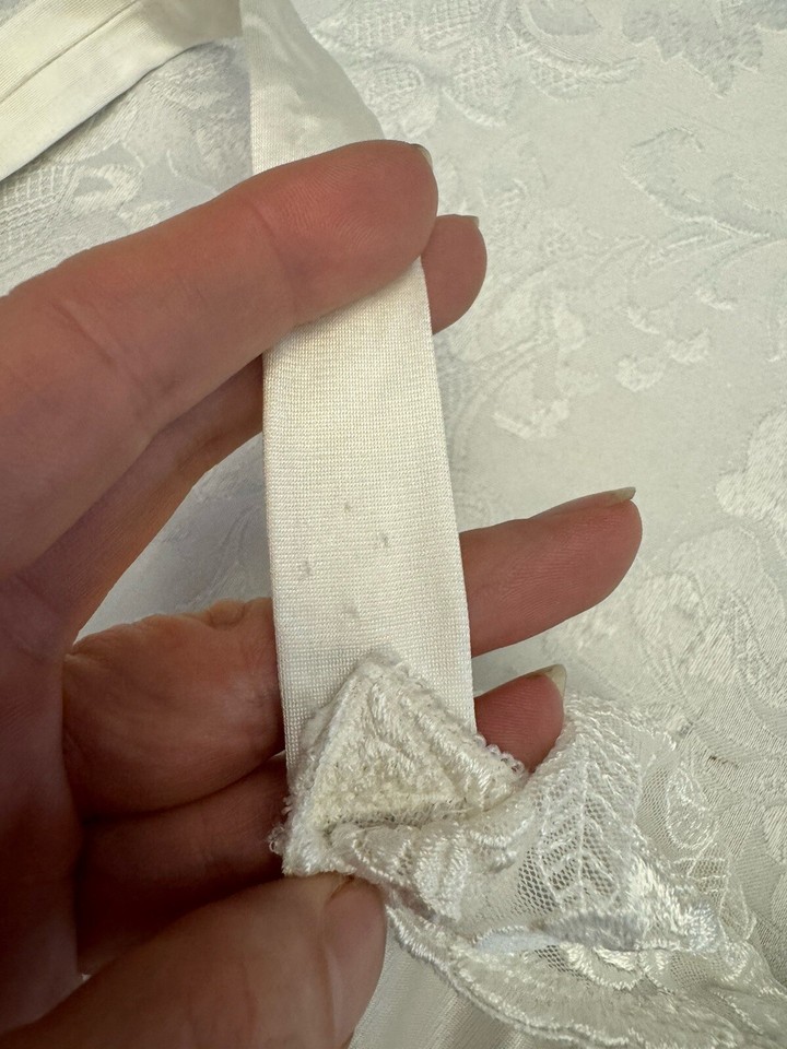 Wacoal Bra 36G 85122 Unlined Underwire Minimizer Ivory Sheer