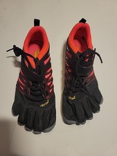 Vibram Fivefingers Shoes Womens Size 6.5-7 EU 37 V-Train 17W6604