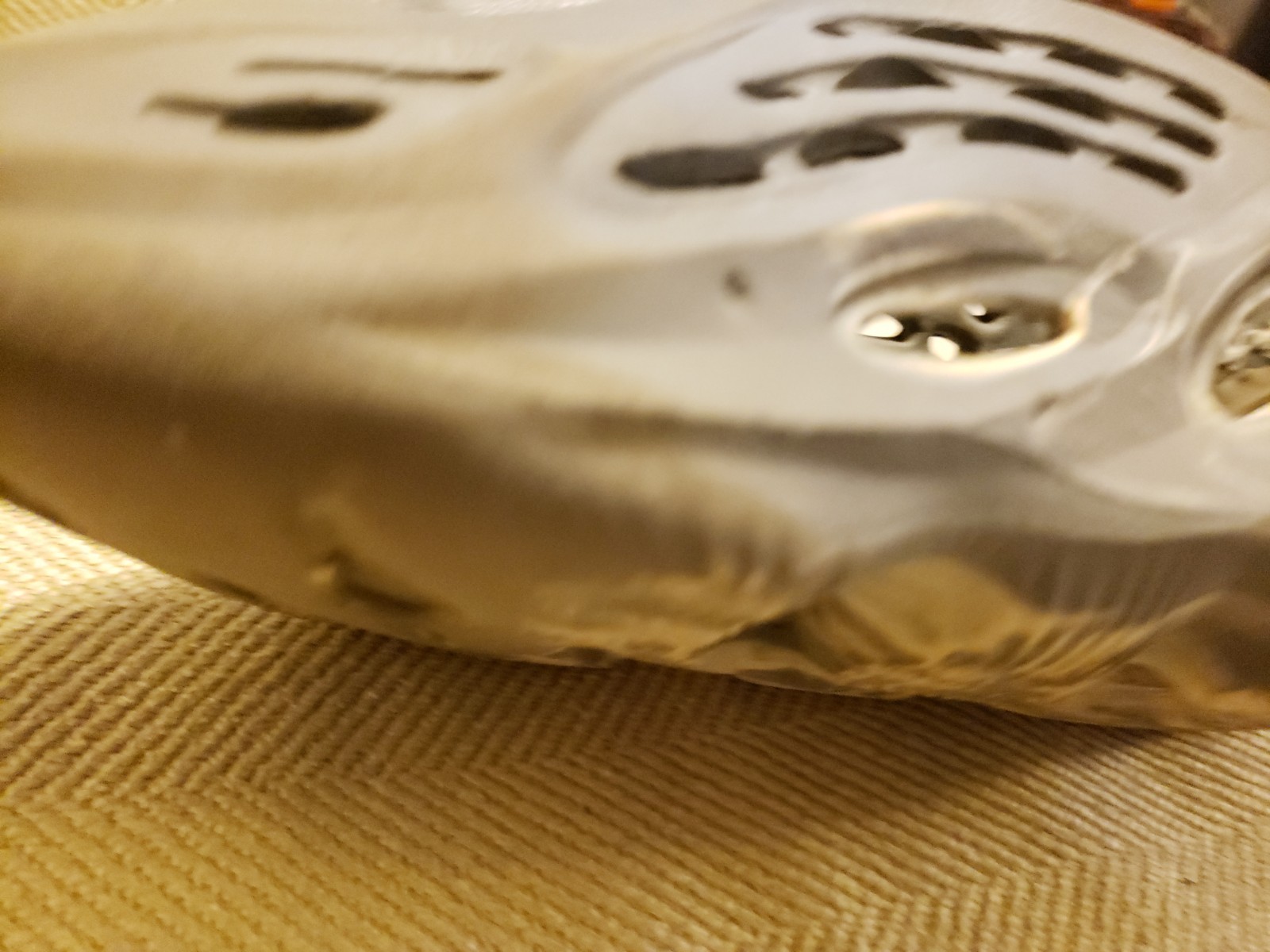 Yeezy Adidas Foamrnnr MXT 6us Made In UsA Yeezy. Moon Grey. thumbnail 13