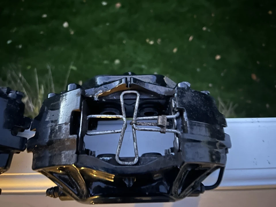 Pinzas de freno delanteras Porsche 944 Turbo S2 968 951 20.4691.00 20.4692.00 Foto 3 de 3